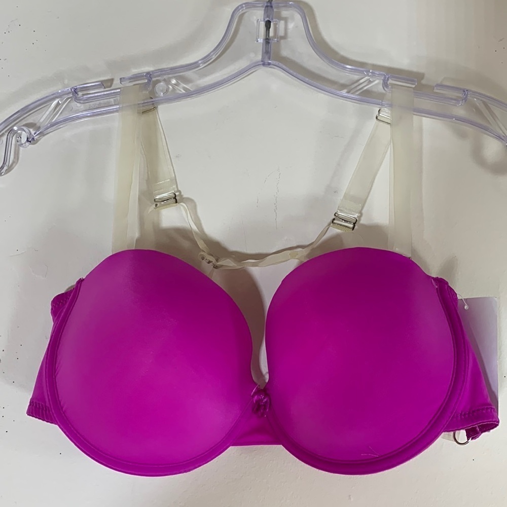 NWT. Jennifer Intimatea 36C Sheer Plastic Strap Bra.